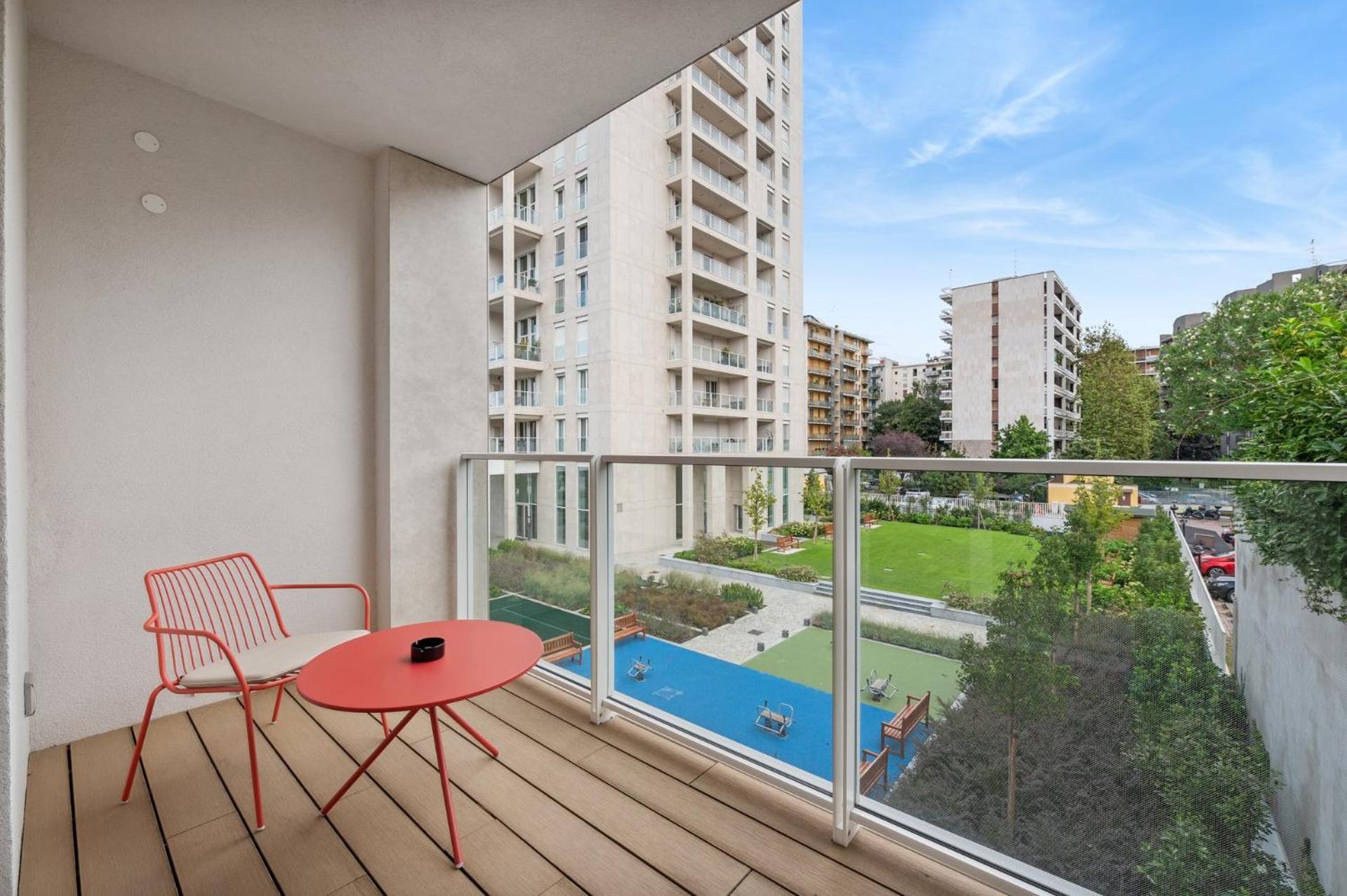 Limehome Milan Via Stresa Exterior photo